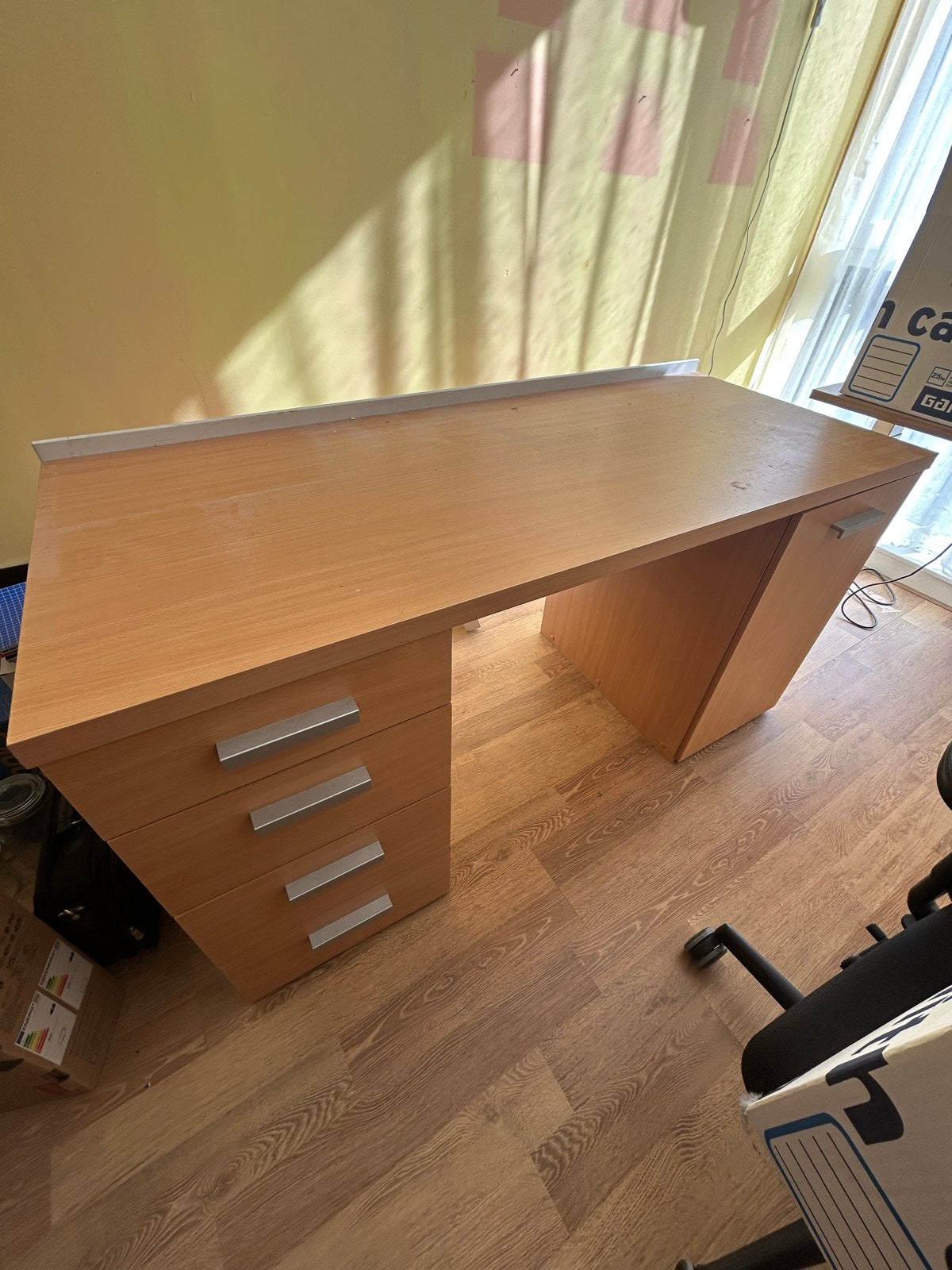 Houten bureau met lades en opbergruimte, Huis en Inrichting, Ophalen, Overige typen, Gebruikt, 120 cm