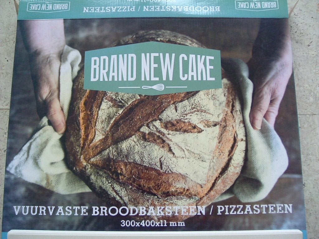 Een nieuwe, vuurvaste broodbaksteen / pizzasteen., Ophalen of Verzenden, Nieuw, Brand New Cake