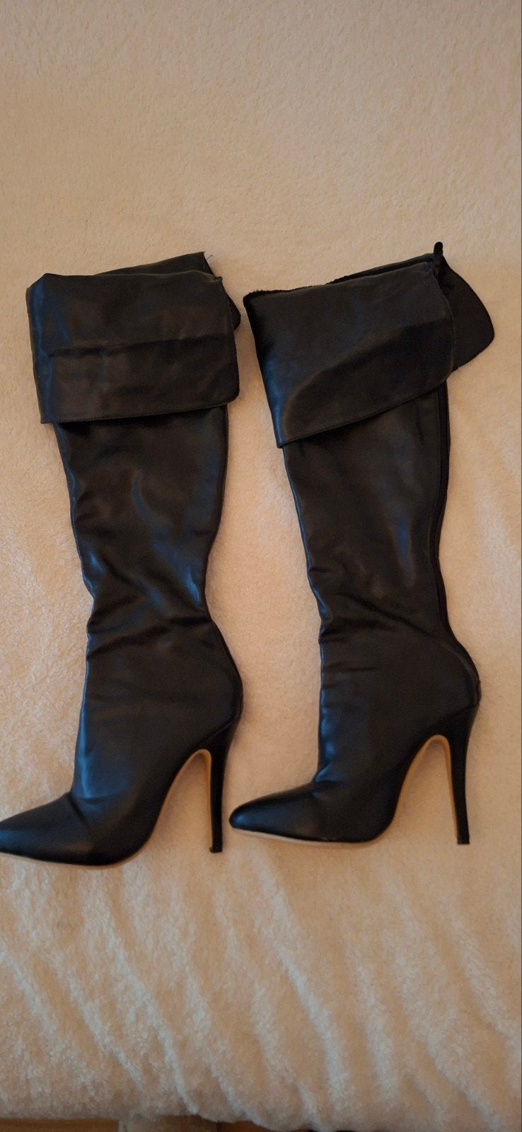 Zwarte overknee laarzen - Maat 37 - Hak 12 cm, Hoge laarzen, Zwart, Ophalen of Verzenden, Onbekend