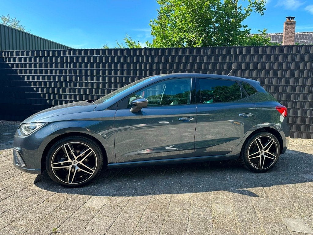 Seat IBIZA 1.0 TSI FR **CARPLAY//18INCH//NIEUWSTAAT**, Voorwielaandrijving, Gebruikt, 580 kg, Met garantie (alle)