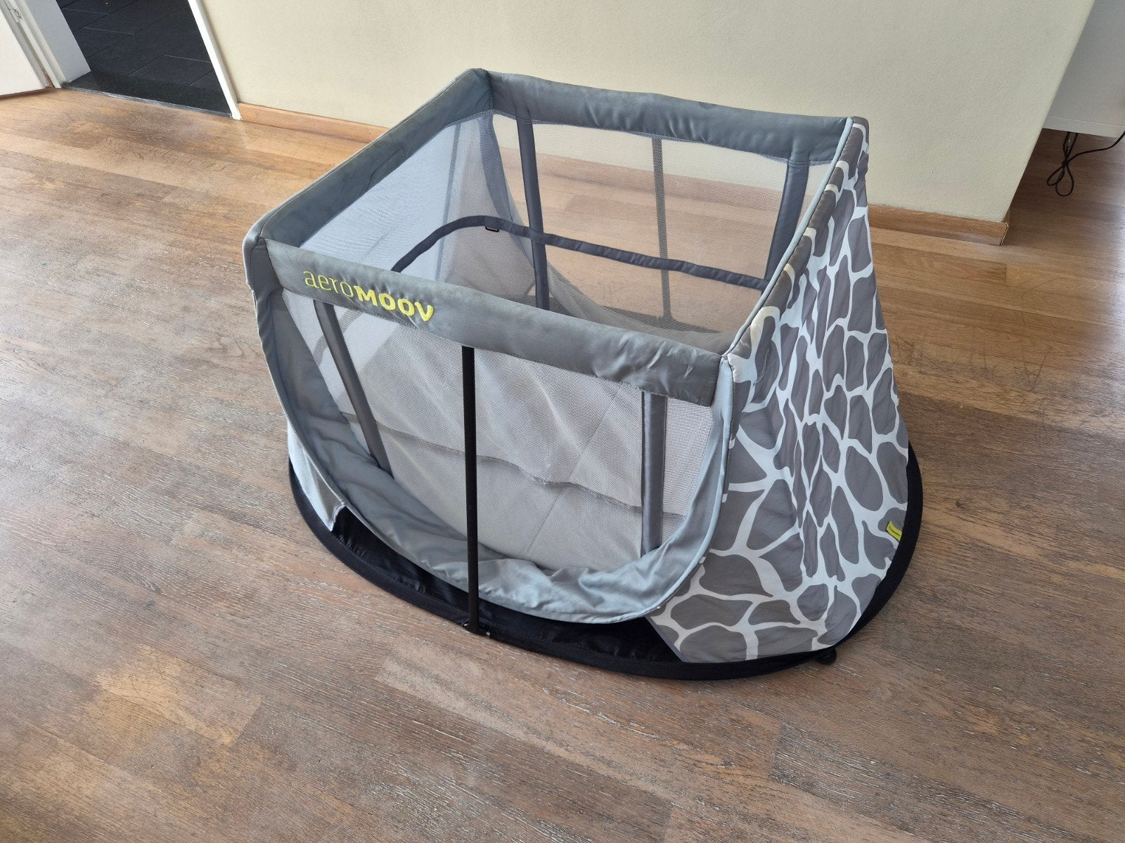 Aeromoov campingbed - Lichtgewicht en compact reisbedje, Ophalen, Gebruikt, Reisbedje
