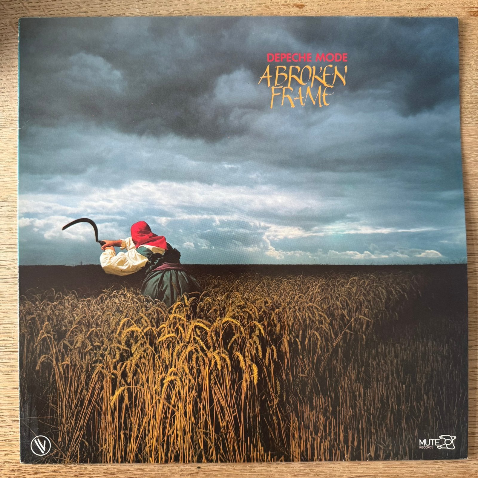 * Depeche Mode A Broken Frame LP Vinyl 1982 Stunning copy !, LP, Gebruikt, Ophalen of Verzenden, Inclusief binnenhoes