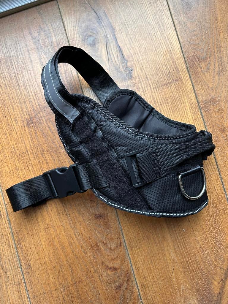 Nieuw hondenriem zwart medium (borst 58-70cm) € 10,00, Ophalen of Verzenden, Nieuw