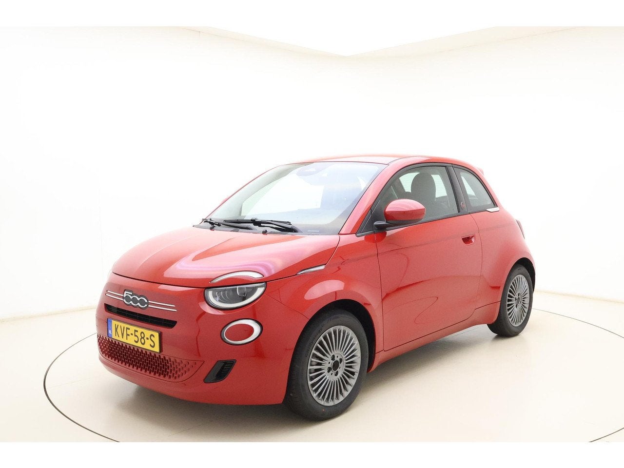 Fiat 500 1.0 Hybrid Torino Launch Edition | NIEUW UIT VOORRA, Auto's, 65 pk, Stof, Gebruikt, 4 stoelen