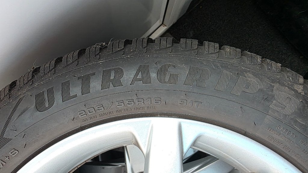 Good Year winterbanden Ultragrip9 205/55R16 + velgen, Ophalen, Gebruikt, 16 inch, Band(en)
