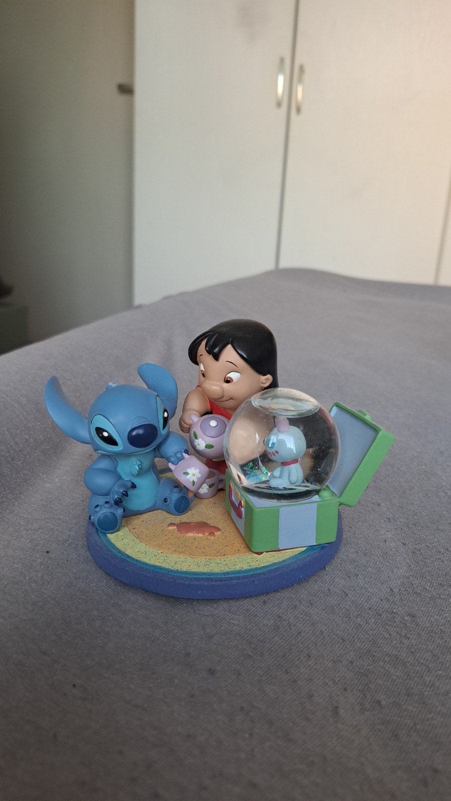 Disney Lilo & Stitch Beeldje - Zo goed als nieuw, Ophalen, Overige figuren, Zo goed als nieuw, Beeldje of Figuurtje
