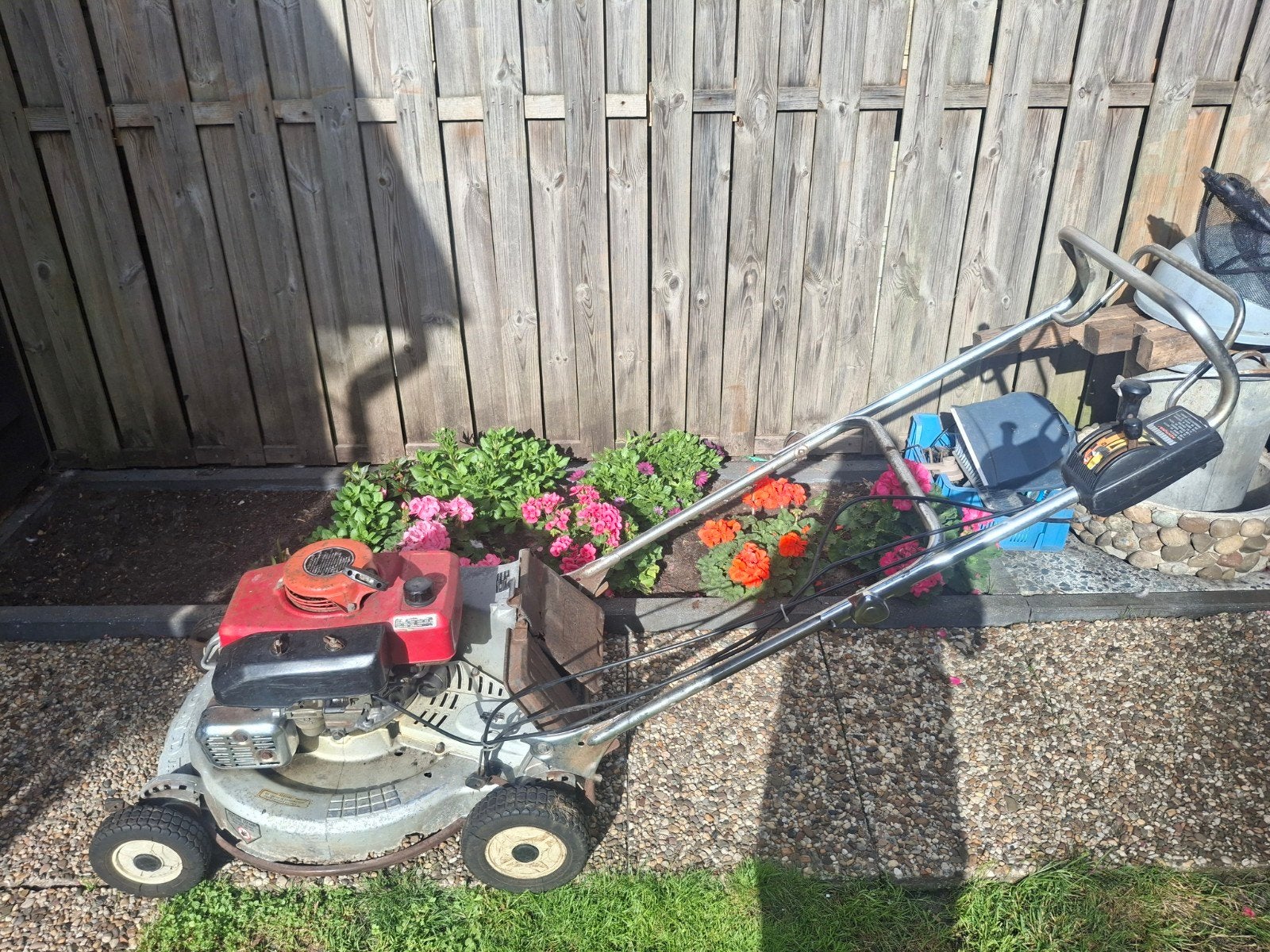 Honda grasmaaier - Benzine - Gebruikt, Tuin en Terras, Grasmaaiers, Ophalen, Cirkelmaaier, Honda, Gebruikt