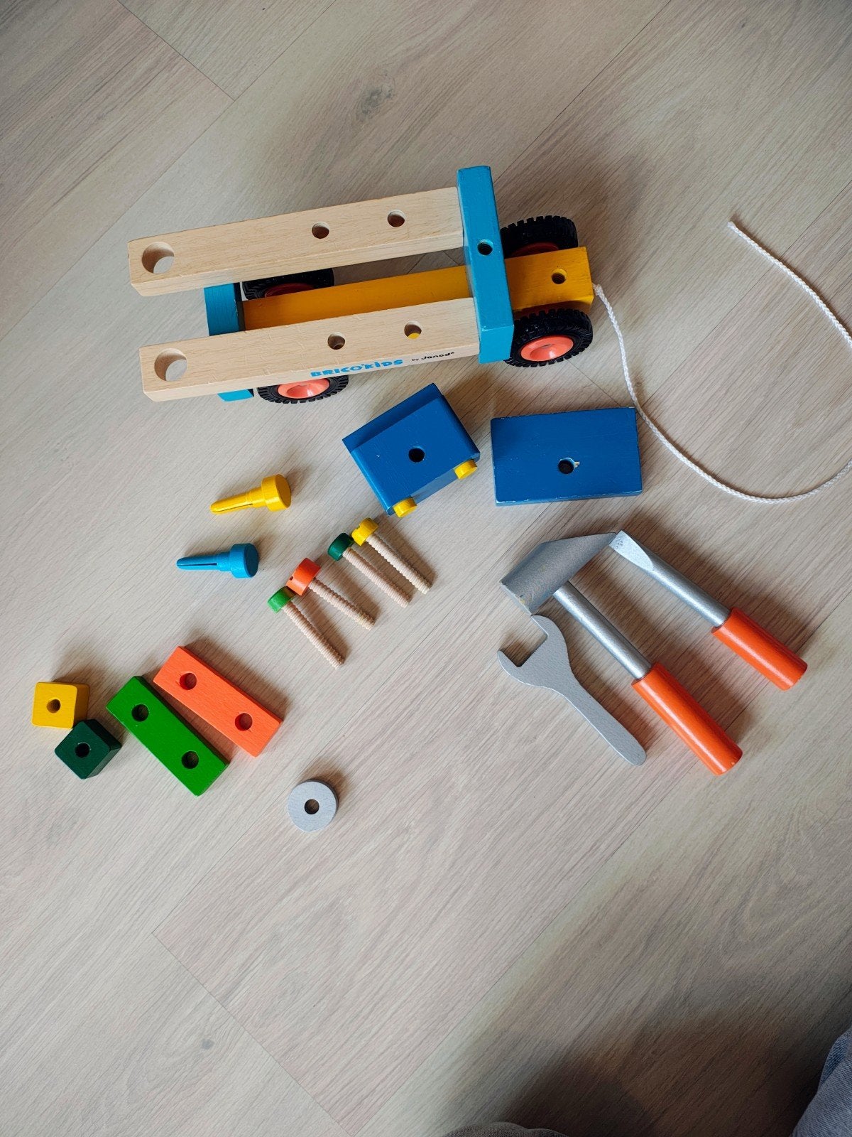 Bricokids Janod klustruck, Ophalen of Verzenden, Zo goed als nieuw, Duw- of Trekspeelgoed