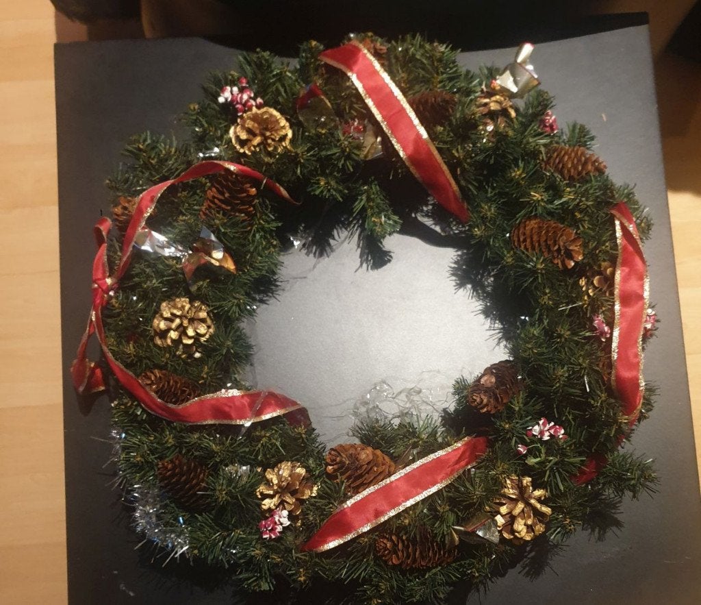 Kerstspullen versieringen, grote krans, heel, met dozen, Ophalen, Gebruikt