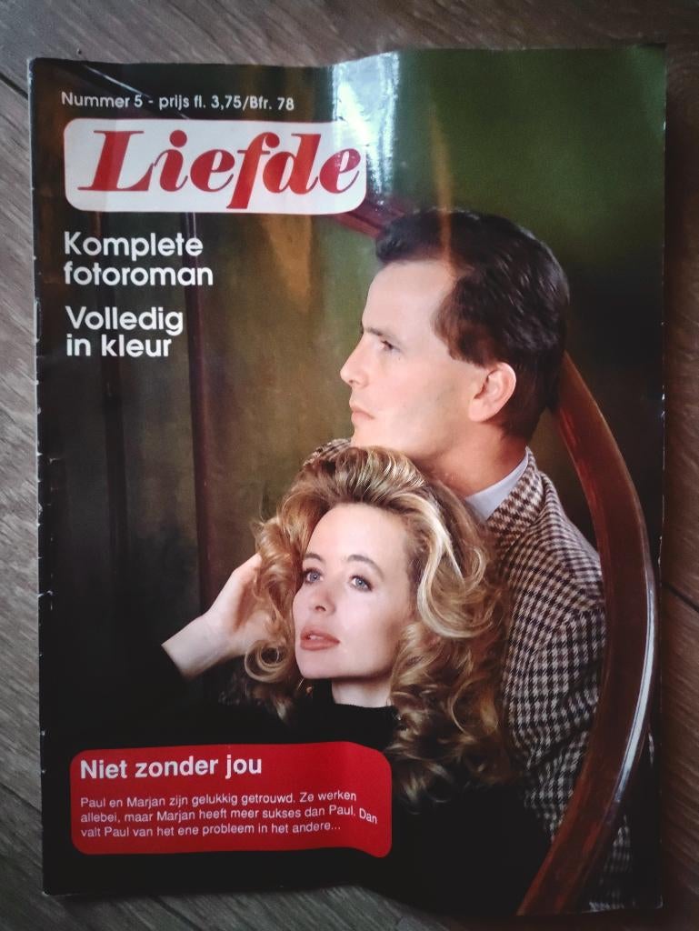 Fotoroman 'Liefde' uit '90, Ophalen of Verzenden, 1980 tot heden, Tijdschrift