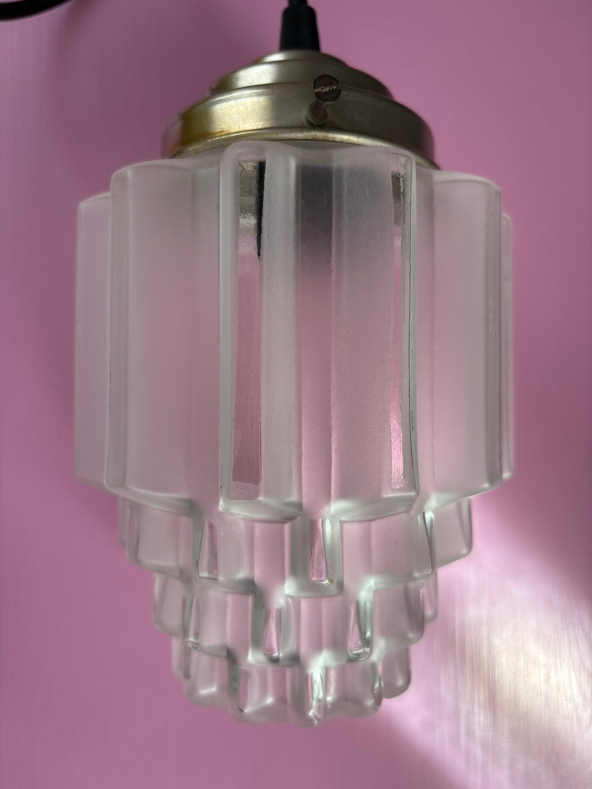 Antieke hanglamp, art deco skyscraper lamp, vintage hallamp, Antiek en Kunst, Antiek | Lampen, Ophalen of Verzenden