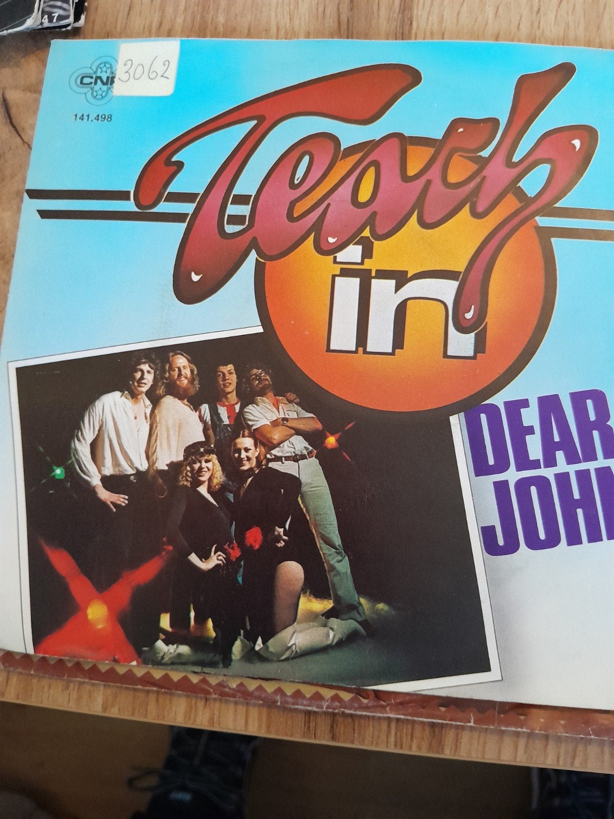 teach in 7inch dear john, Ophalen of Verzenden, Zo goed als nieuw, Pop