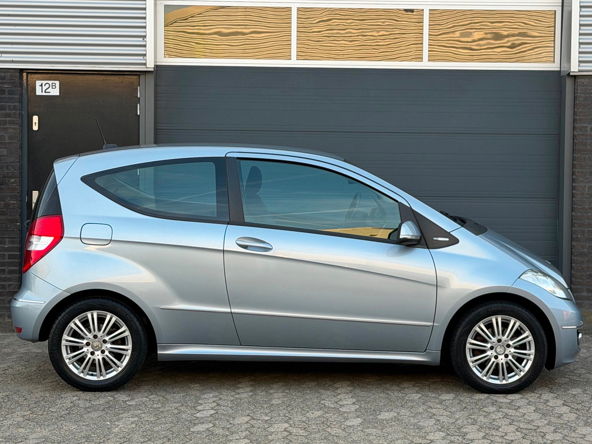 Mercedes-Benz A-klasse 160 Business Class Elegance AIRCO CRU, Auto's, Voorwielaandrijving, Euro 5, Blauw, Leder en Stof