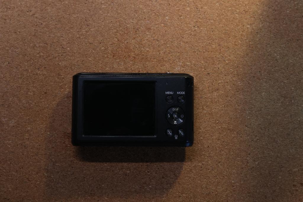 Samsung ES90, 14 Megapixel, Gebruikt, Ophalen of Verzenden, 4 t/m 7 keer