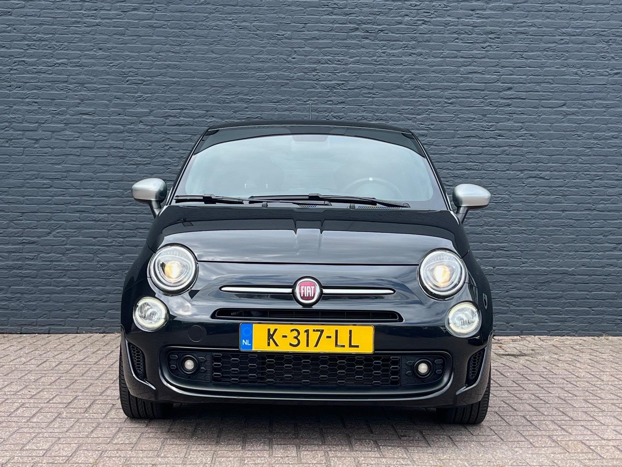 Fiat 500 1.0 Hybrid Rockstar Cruise Control | Lederen Bekled, Auto's, Fiat, Voorwielaandrijving, Lichtsensor, 4 stoelen, Zwart