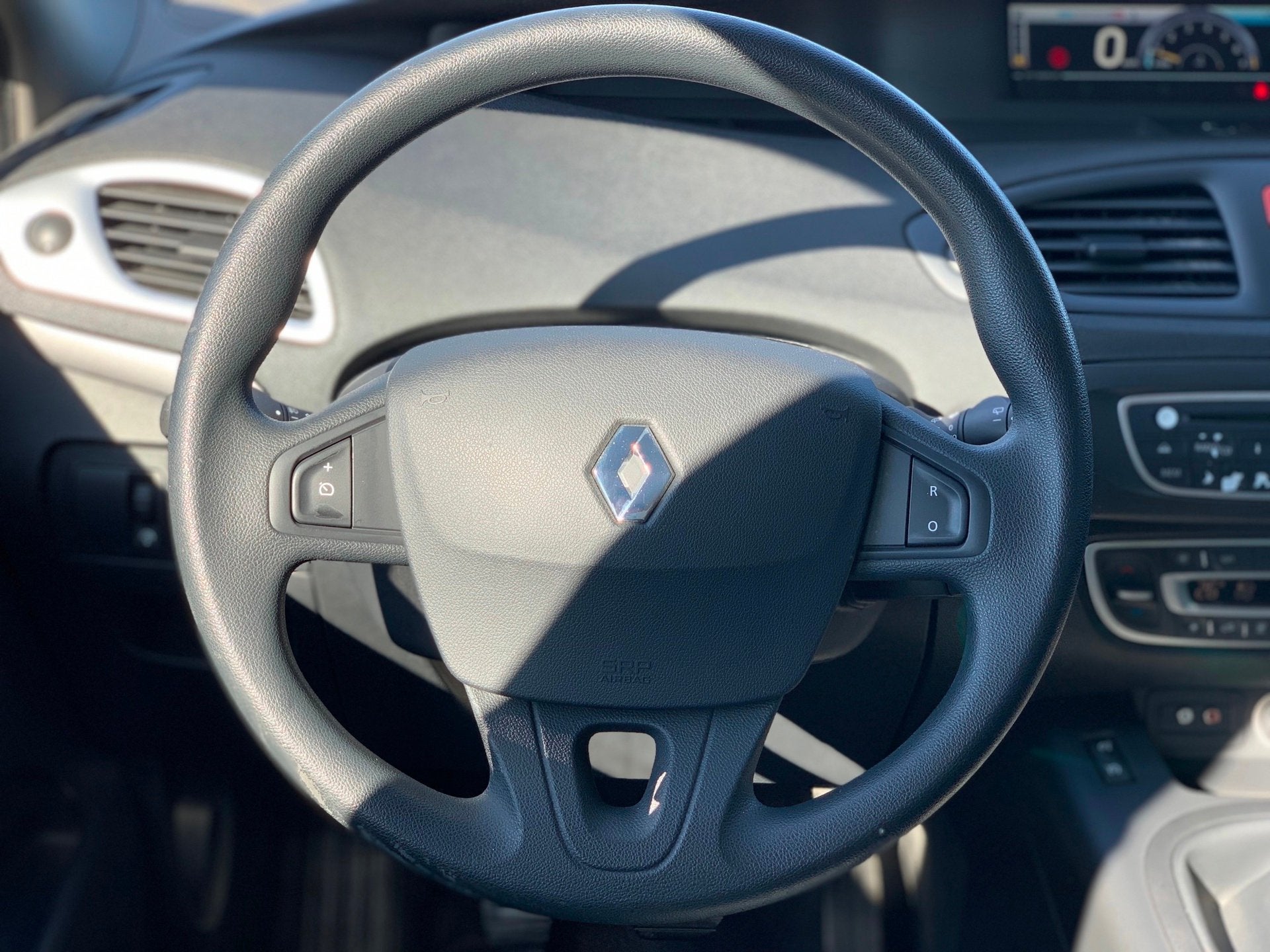 Renault Grand Scénic 1.4 TCe Expression |CruiseControl|Trek, Voorwielaandrijving, Gebruikt, 4 cilinders, Handgeschakeld