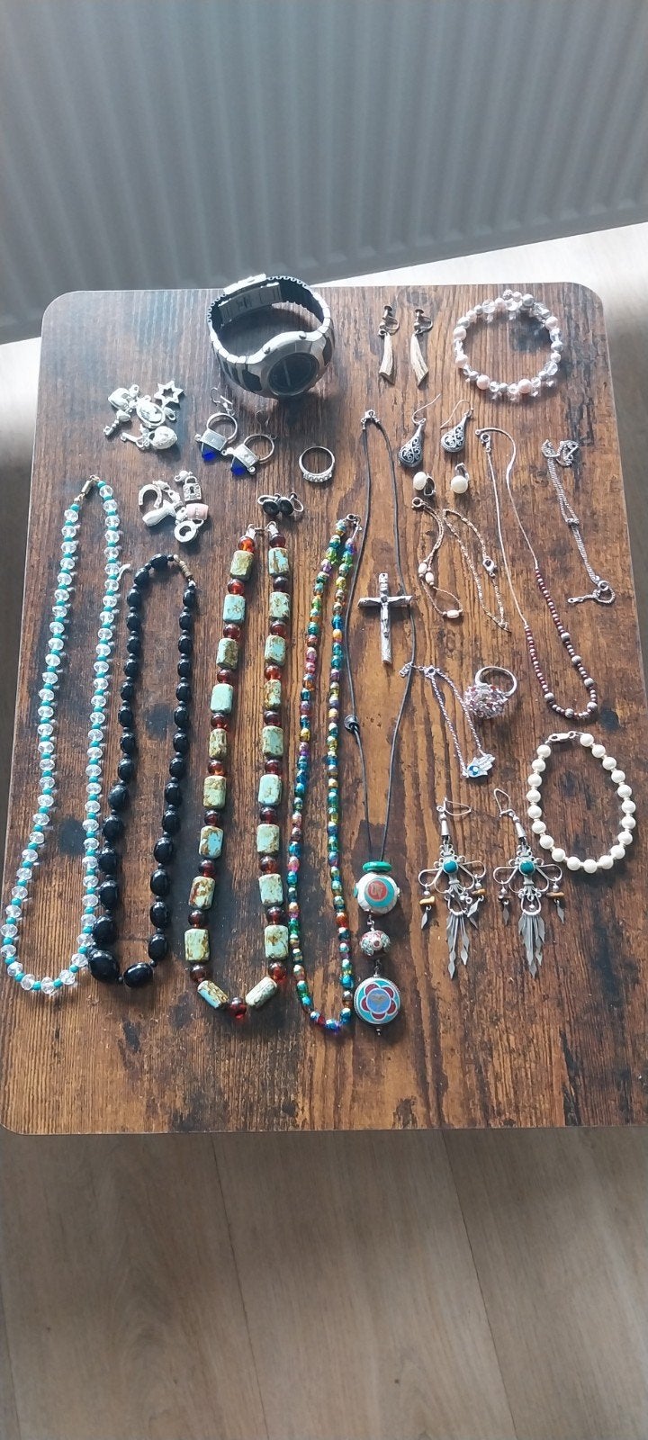 Gevarieerde sieradenlot: kettingen, oorbellen, ringen + zil, Sieraden, Tassen en Uiterlijk, Kettingen, Ophalen, Zilver, Overige materialen