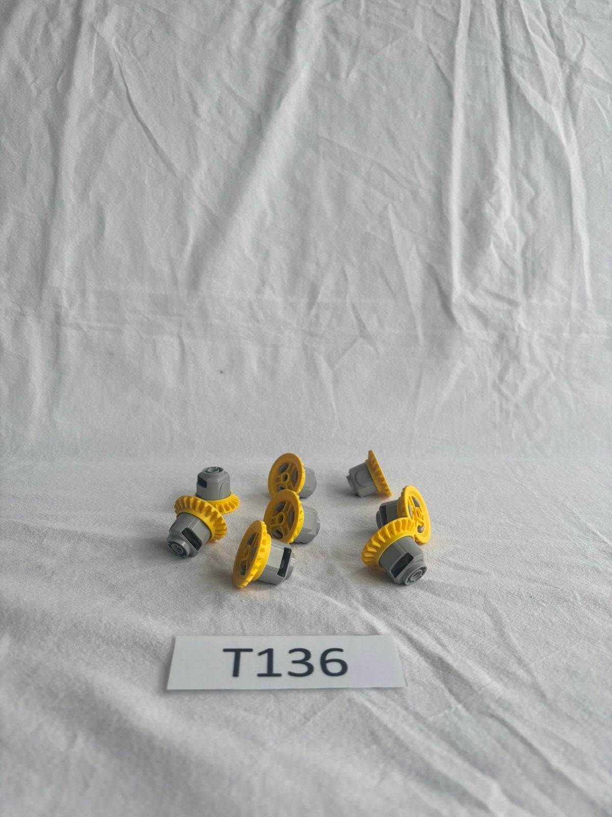 Lego Technic differentieel lichtgrijs / geel - 8st - T136, Lego, Lego, Lego, Ophalen of Verzenden