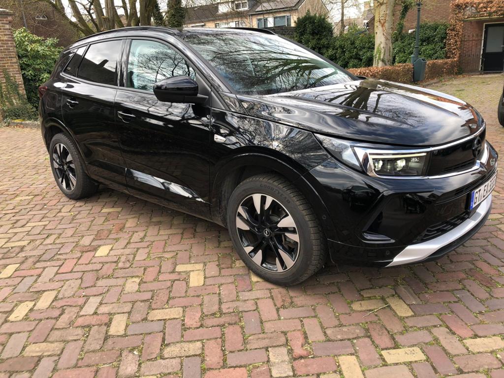 Opel grandland 1.6 turbo PHEV hybrid 2024 plug in, Auto's, Euro 6, 1600 cc, Zwart, Grijs