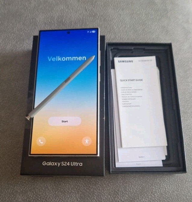 Samsung Galaxy S24 Ultra Titanium Grijs, Galaxy S24, Touchscreen, Ophalen of Verzenden, Zo goed als nieuw