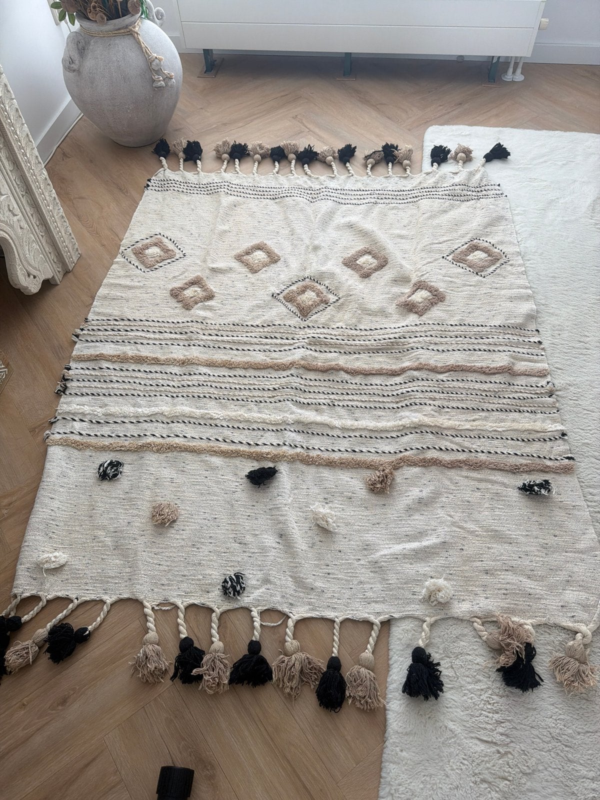 Boho Vloerkleed met Kwastjes - Crème/Zwart/Bruin, Huis en Inrichting, 100 tot 150 cm, Ophalen of Verzenden, Zo goed als nieuw
