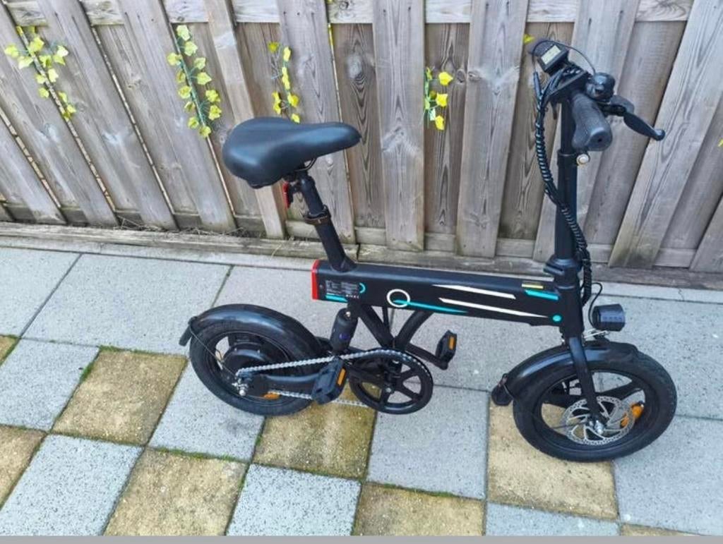 Opvouwbare e-bike met gashendel, Ophalen