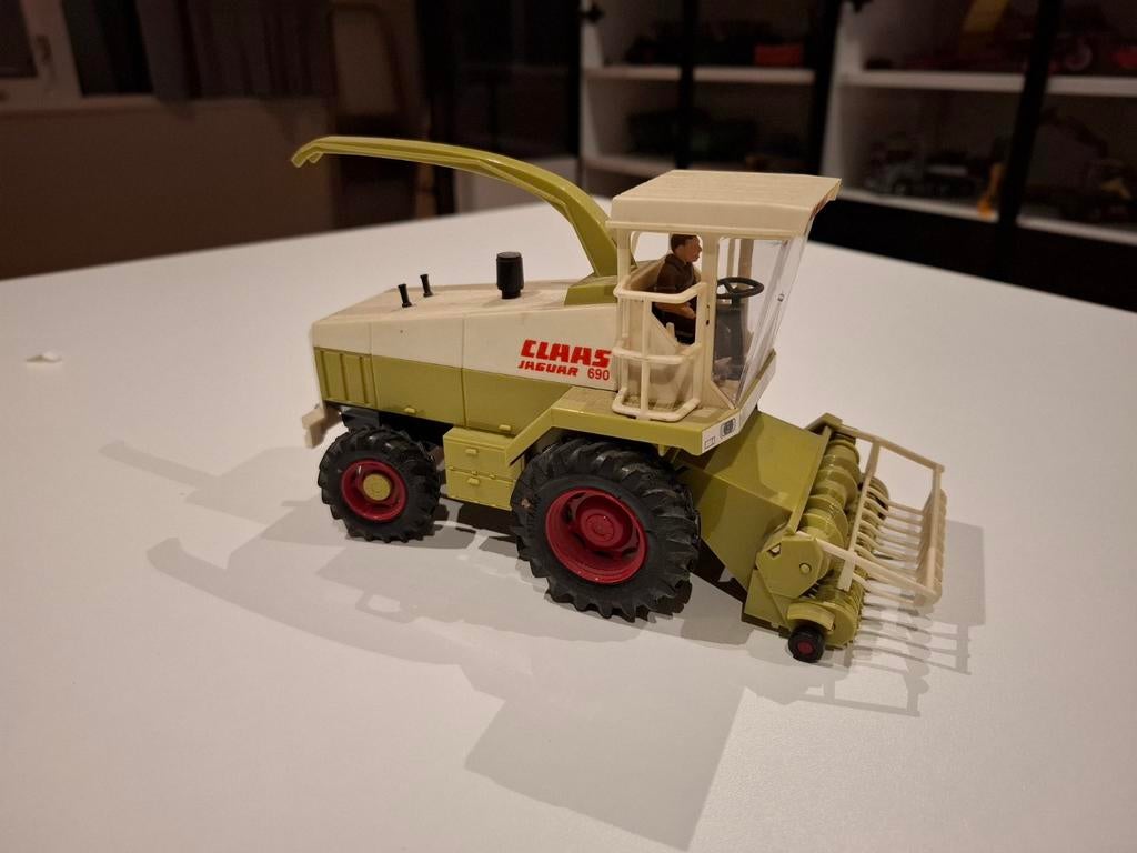 Claas Jaguar 690 Hakselaar britains, Hobby en Vrije tijd, Modelauto's | 1:32, Ophalen of Verzenden, Gebruikt, Overige typen, Overige merken