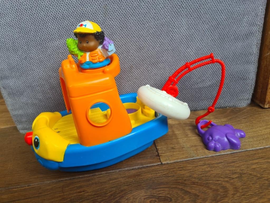 Fisher price little people boot met poppetje, boei en vis, Ophalen, Gebruikt, Speelset, Met geluid