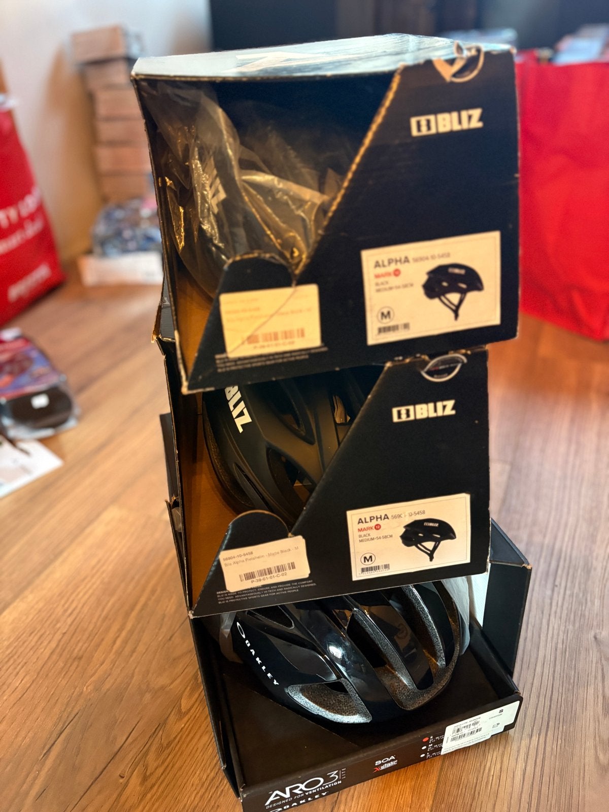 Nieuwe fietshelmen: Oakley ARO3 Lite en Bliz Alpha 2x, Ophalen of Verzenden, Nieuw, Overige maten, Heer of Dame