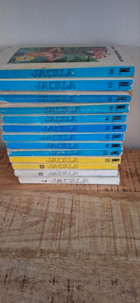 13 strips voor volwassenen  Jacula, Meerdere stripboeken, Ophalen of Verzenden, Gelezen