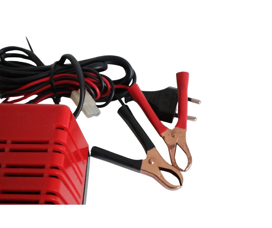 T2M 220v 12v snel lader rc, Hobby en Vrije tijd, Modelbouw | Radiografisch | Auto's, Verzenden, Gebruikt, Overige schalen, Onderdeel