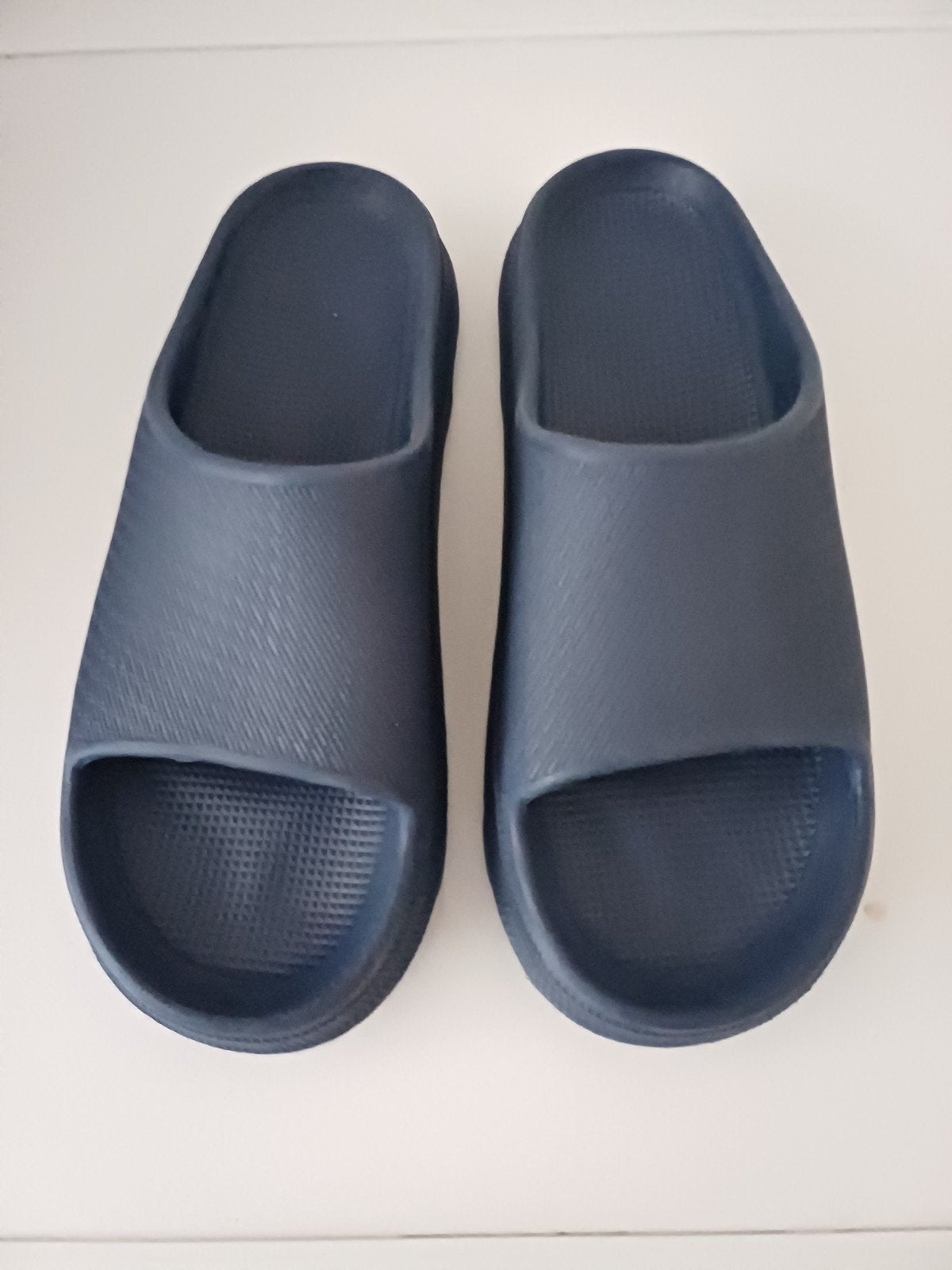 Comfortabele badslippers - Maat 43, Ophalen, Zo goed als nieuw, Blauw, Slippers