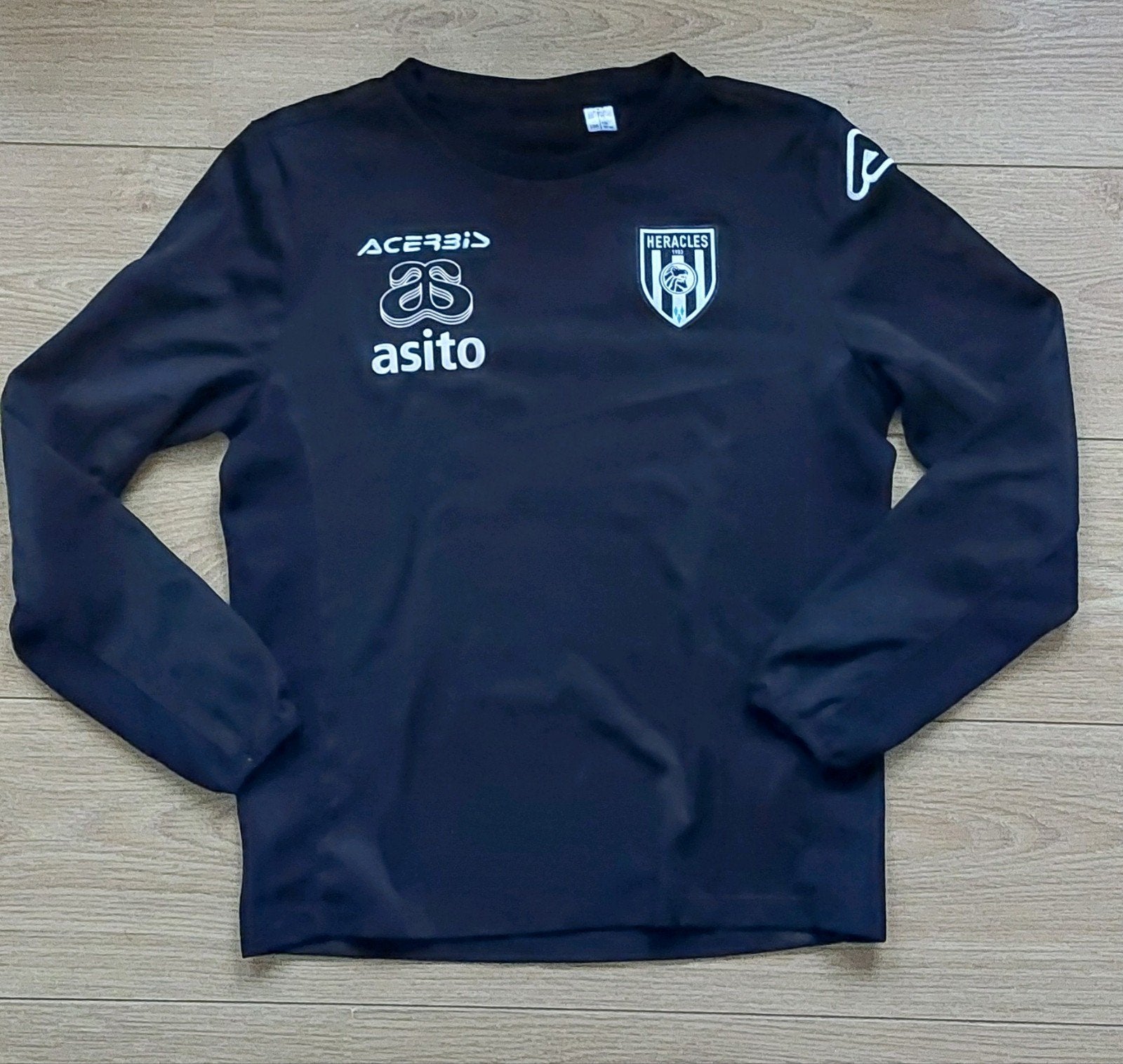 heracles shirt maat xs, Kinderen en Baby's, Ophalen of Verzenden, Zo goed als nieuw, Jongen of Meisje, Shirt of Longsleeve