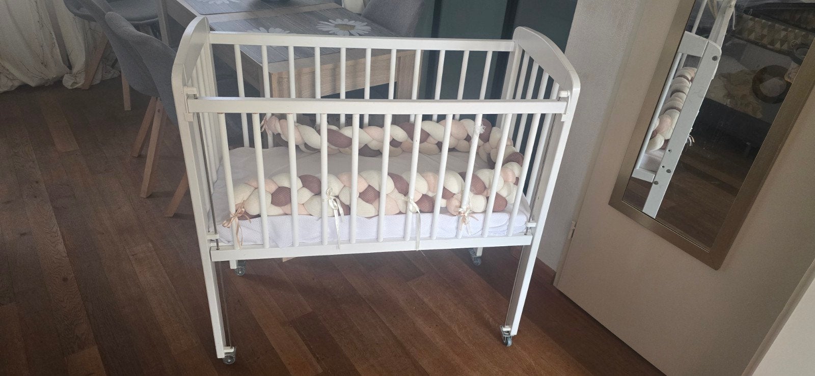 Witte houten co-sleeper / aanschuifbedje met accessoires, Ophalen, Minder dan 140 cm, Minder dan 70 cm