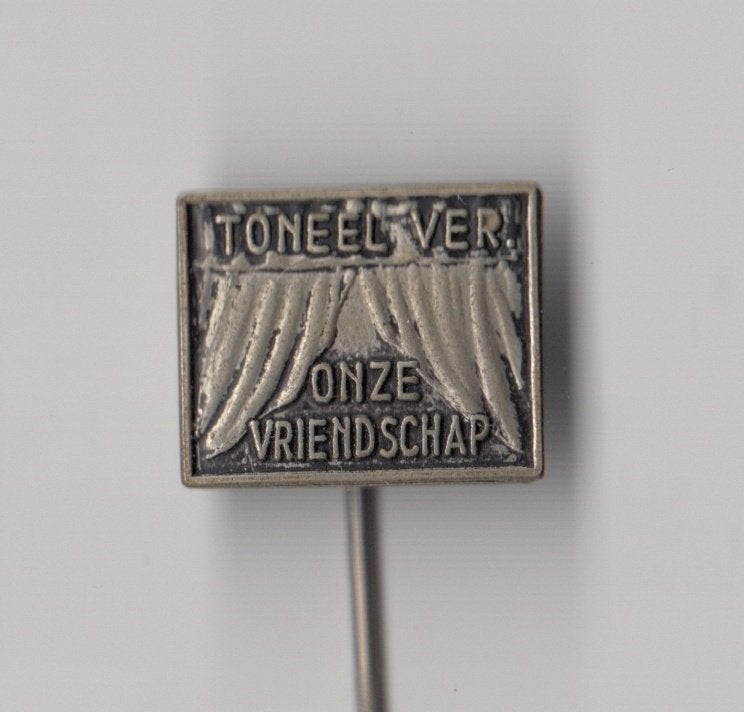 Toneel Vereniging Onze Vriendschap speldje, Verzamelen, Gebruikt, Niet vindbaar, Niet vindbaar, Speldje of Pin