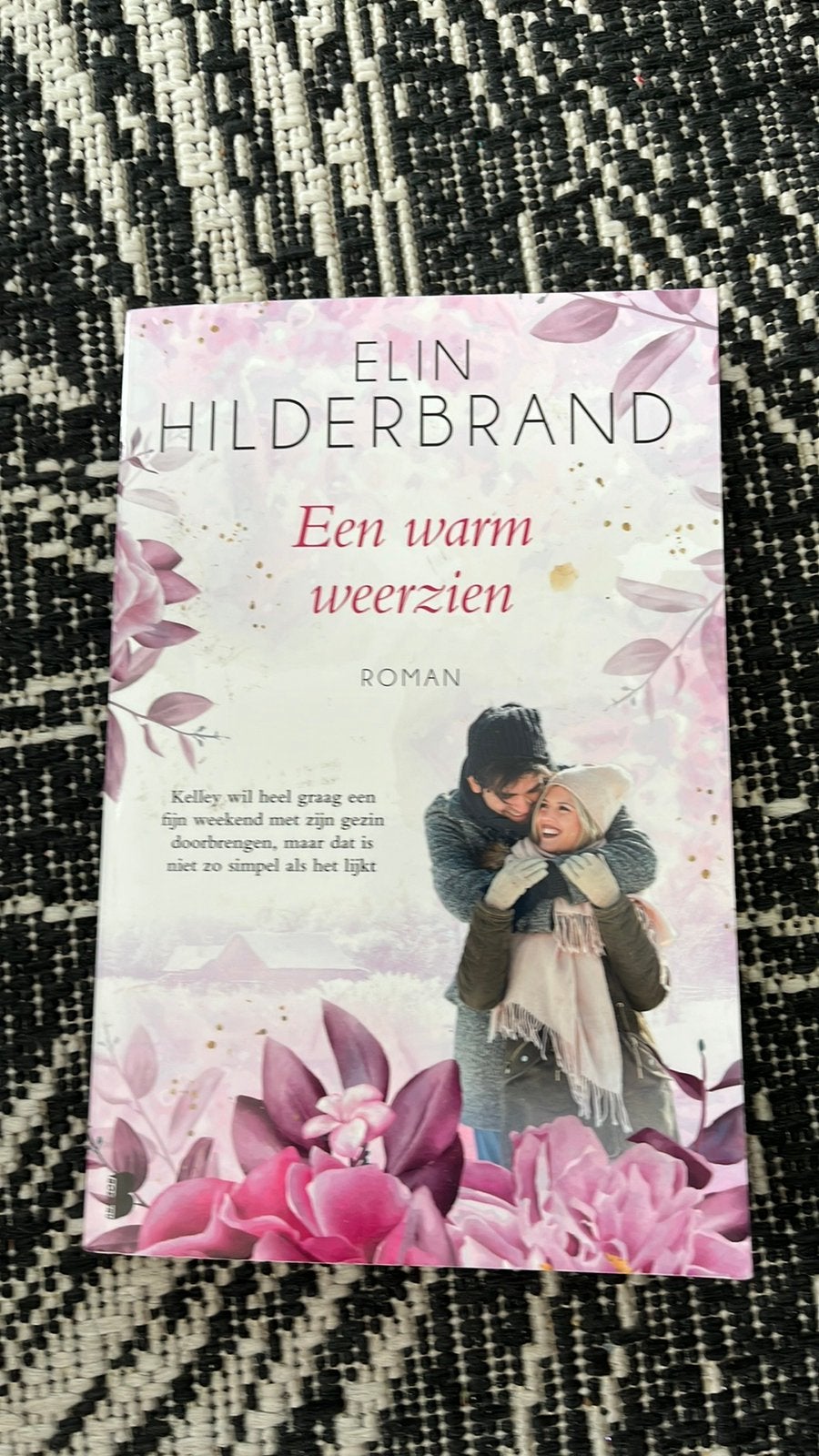 Boek Een warm weerzien-Elin Hilderbrand, Boeken, Chicklit, Ophalen of Verzenden, Gelezen
