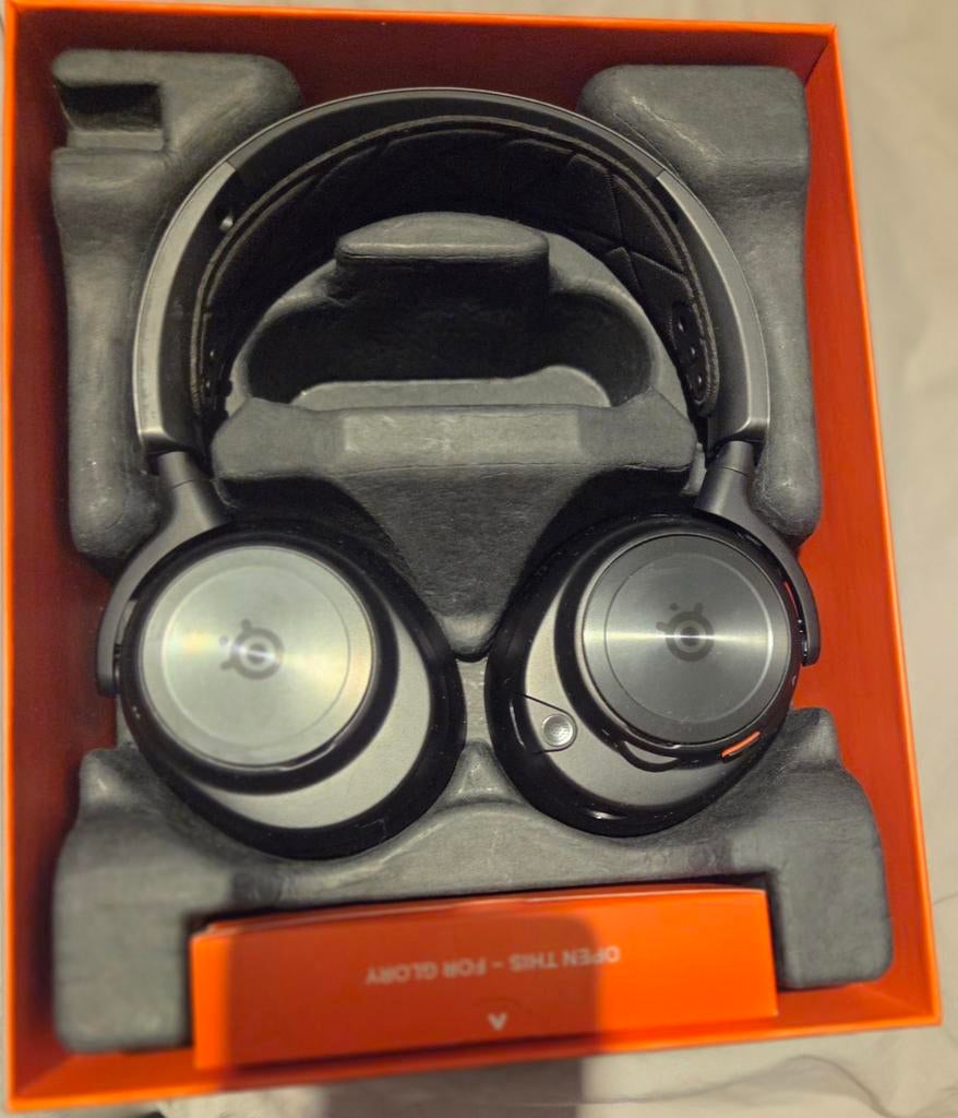 SteelSeries Arctis Nova Pro Wireless koptelefoon, Ophalen of Verzenden, Overige merken