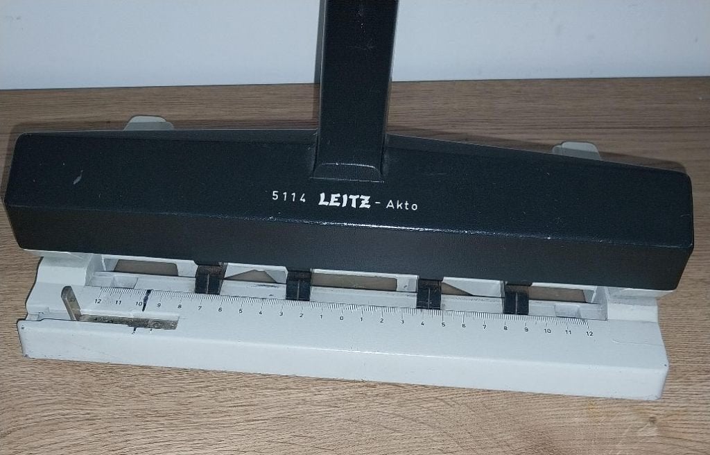 Leitz Akto 5114 Variabele Multi-Perforator, Ophalen of Verzenden, Gebruikt