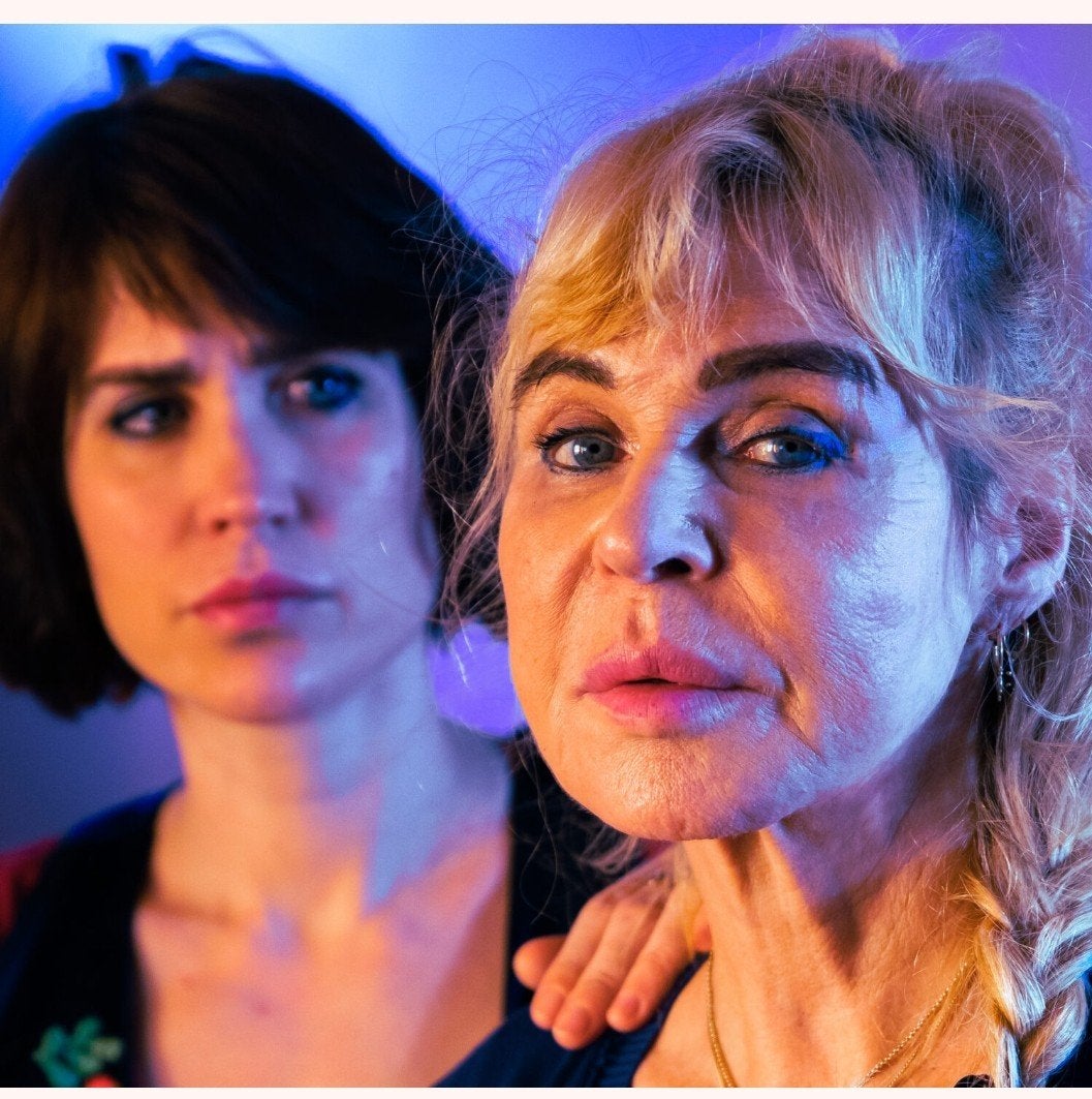gezocht theater kaarten voor voorstelling dag mama Tilburg, Twee personen, Maart