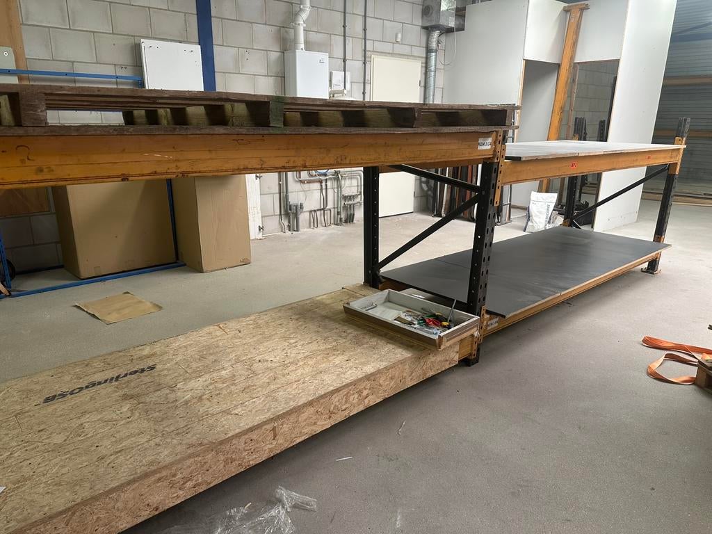 Werkbanken/stelling moet weg, Doe-het-zelf en Verbouw, Werkbanken, Zo goed als nieuw, 170 cm of meer, Ophalen
