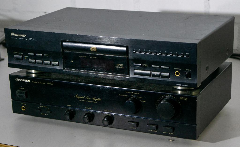 PIONEER VINTAGE versterker met CD speler, Audio, Tv en Foto, Cd-spelers, Ophalen, Zo goed als nieuw, Pioneer