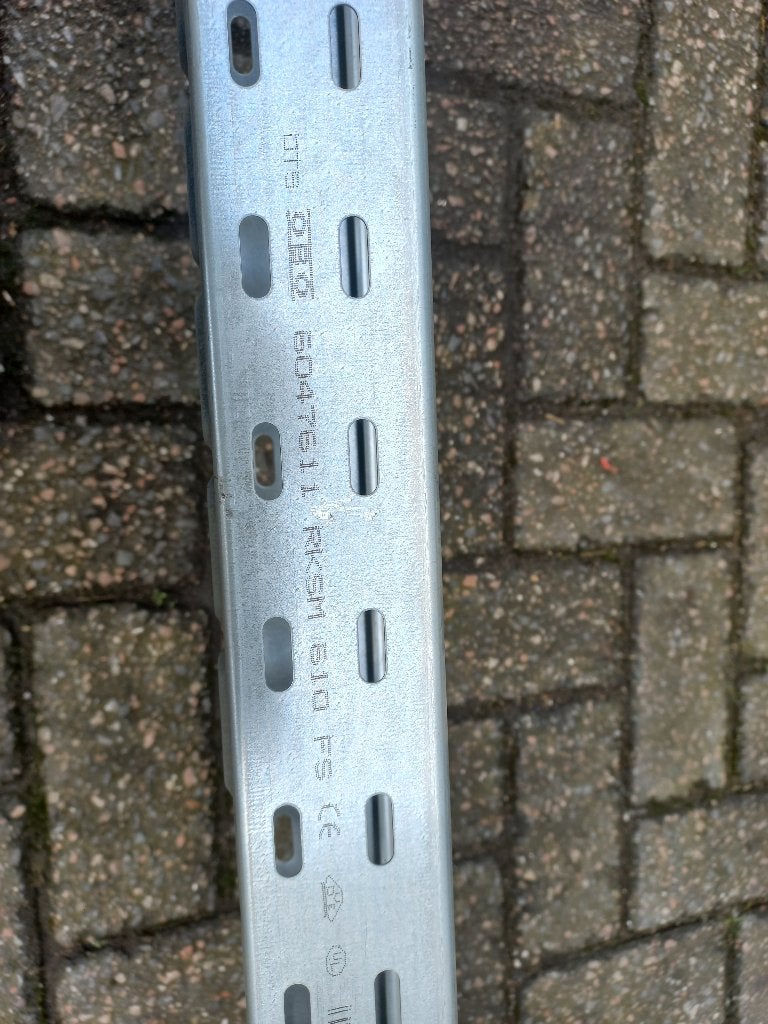 Foto 5 van Stalen kabelgoot 200 mm – 12x 3 meter + 5 deksels