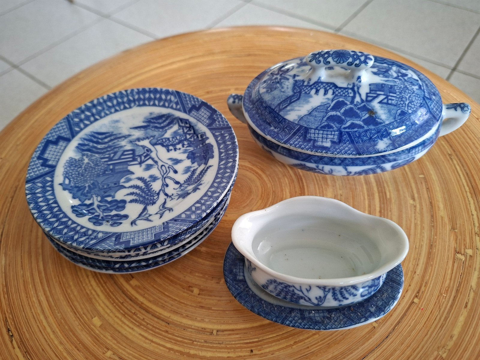 oud serviesje Foreign, Antiek en Kunst, Ophalen