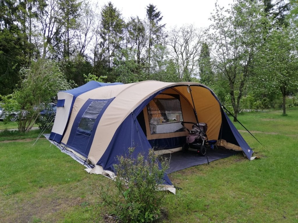 Ruime en comfortabele vouwwagen met keuken, Ophalen, Meerkleurig, Cabanon, Aanwezig