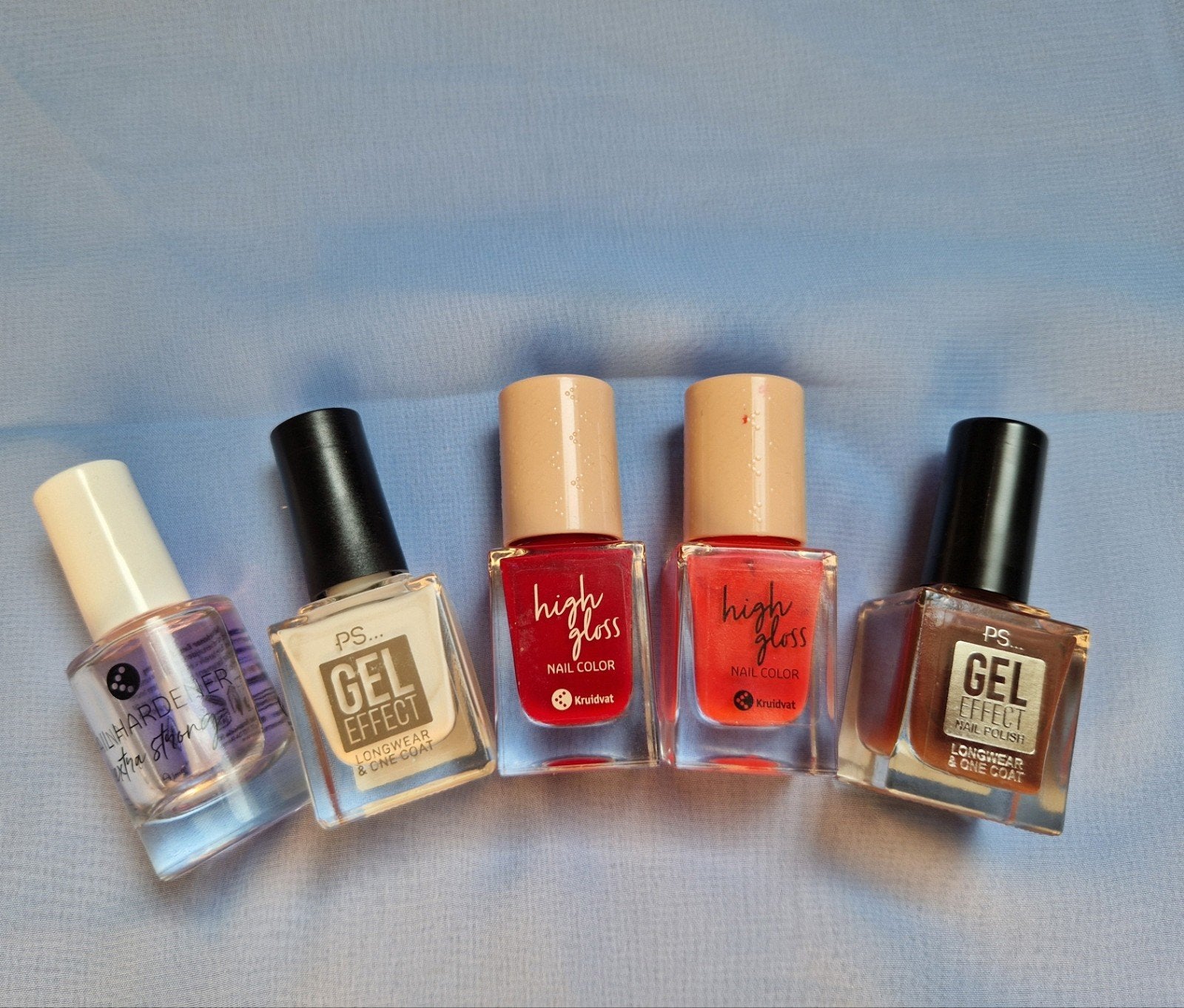 Set nagellakjes en nagelverharder - Zo goed als nieuw, Ophalen of Verzenden, Zo goed als nieuw, Handen en Nagels, Toebehoren