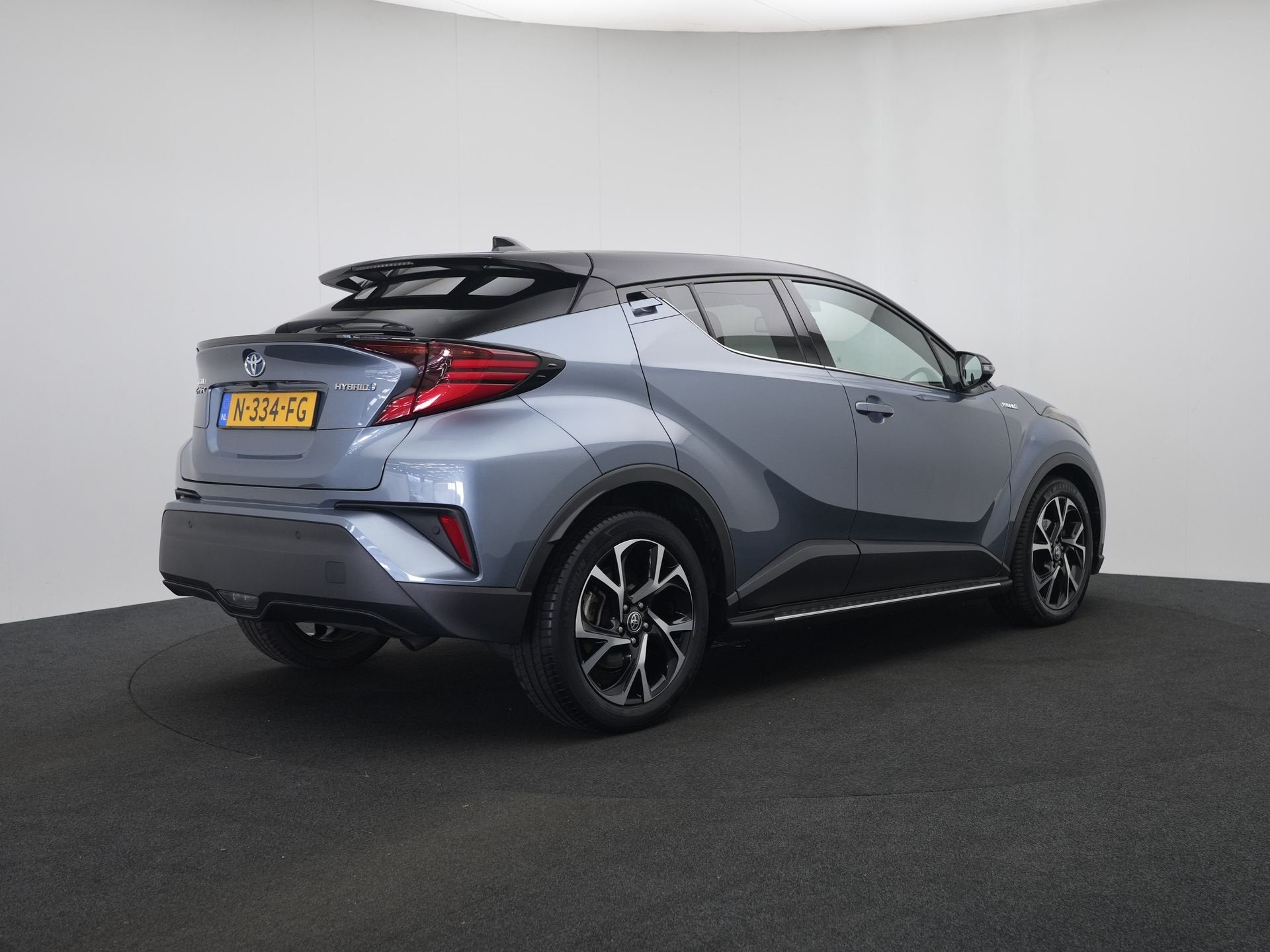 Toyota C-HR 1.8 Hybrid Style Dode Hoek Detectie | JBL Premiu, Auto's, Stof, 4 cilinders, 122 pk, Origineel Nederlands