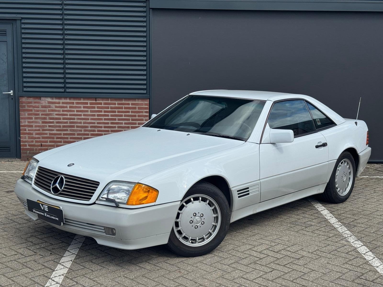 Mercedes-Benz 500-serie 500 SL (bj 1990), Auto's, Oldtimers, 4973 cc, Cabriolet, Wit, Bedrijf