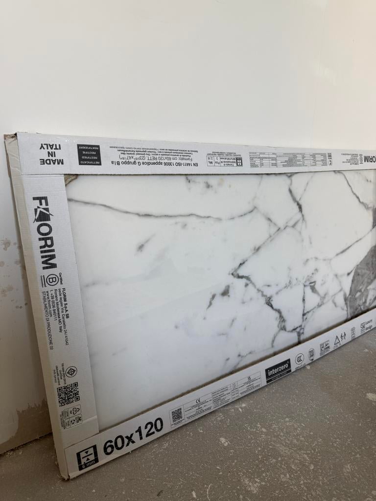 2 luxe marmerlook keramische tegels 60x120 nieuw, Ophalen, 60 cm of meer, Nieuw, Minder dan 5 m²