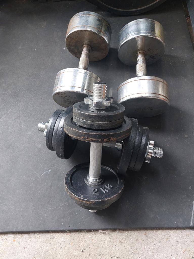 Dumbells 2x10kg  1x 18kg  1x20kg, Sport en Fitness, Fitnessmaterialen, Ophalen, Gebruikt, Benen, Dumbbell