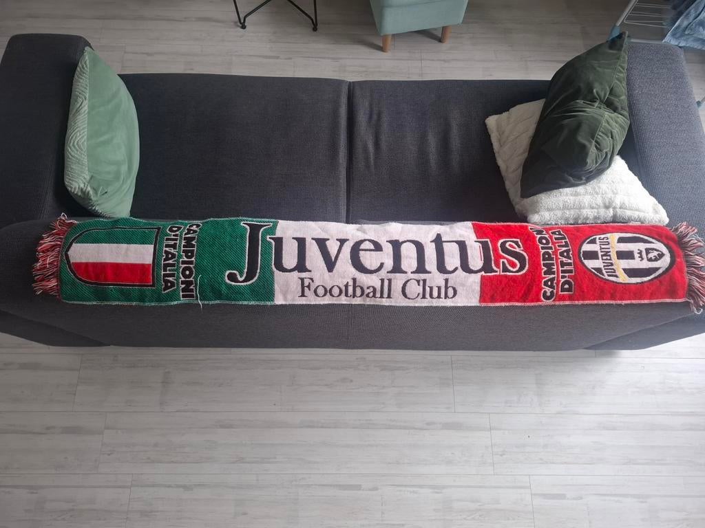 Juventus sjaal, Ophalen of Verzenden, Zo goed als nieuw, Buitenlandse clubs, Vaantje of Sjaal